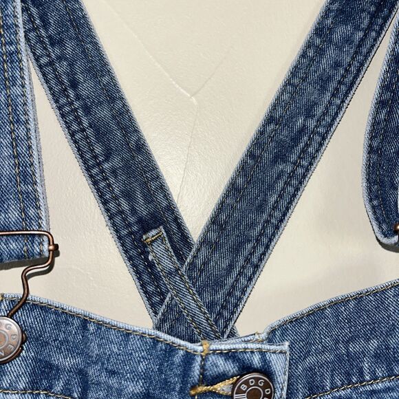 Urban Outfitters BDG Denim Bib  Coverall Dress Knee Length SZ 6 Pockets & Straps - Picture 3 of 10